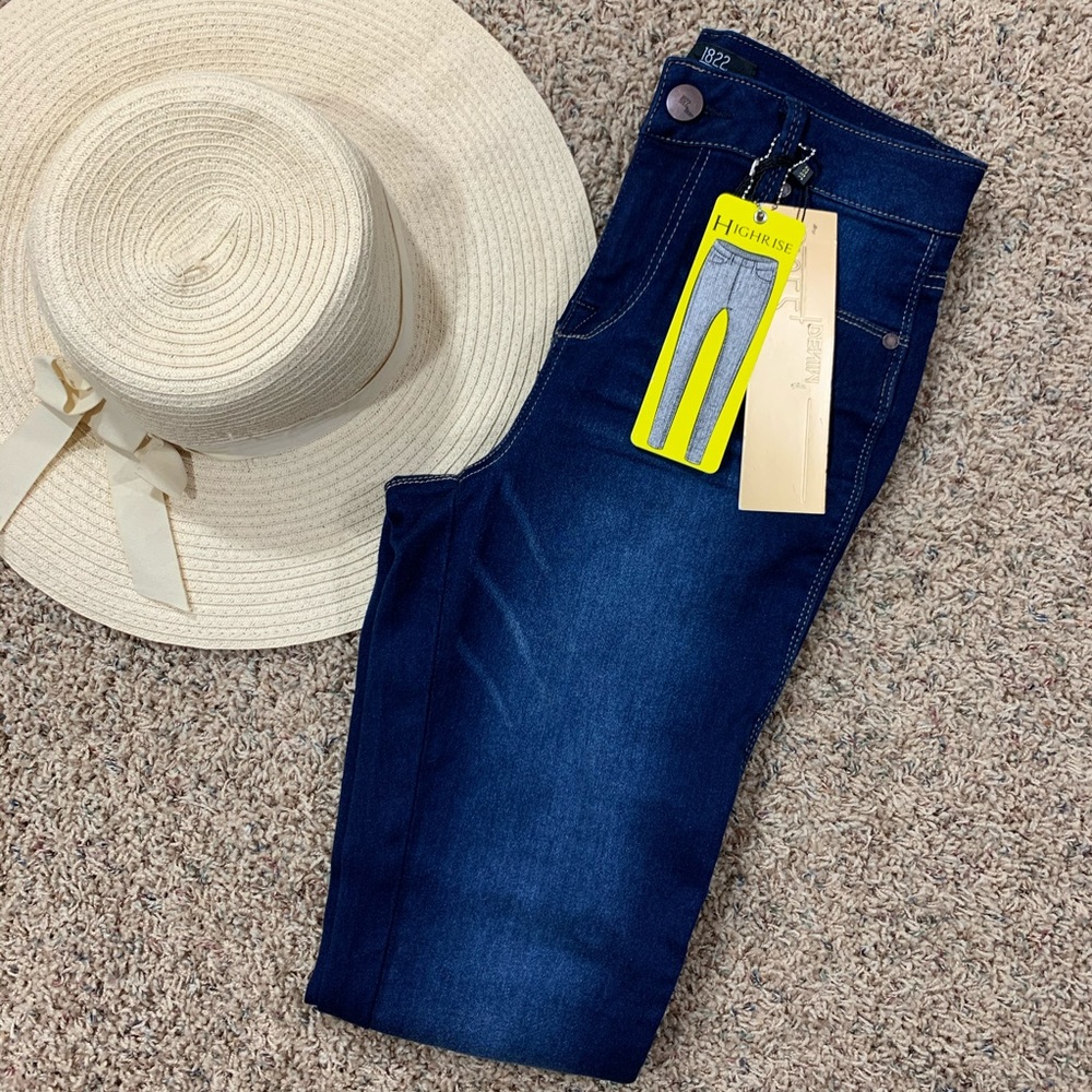 NEW 1822 Denim Dark Wash Jeans